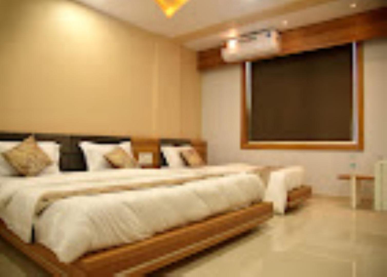 Hotel Krish , Somnāth Exterior foto